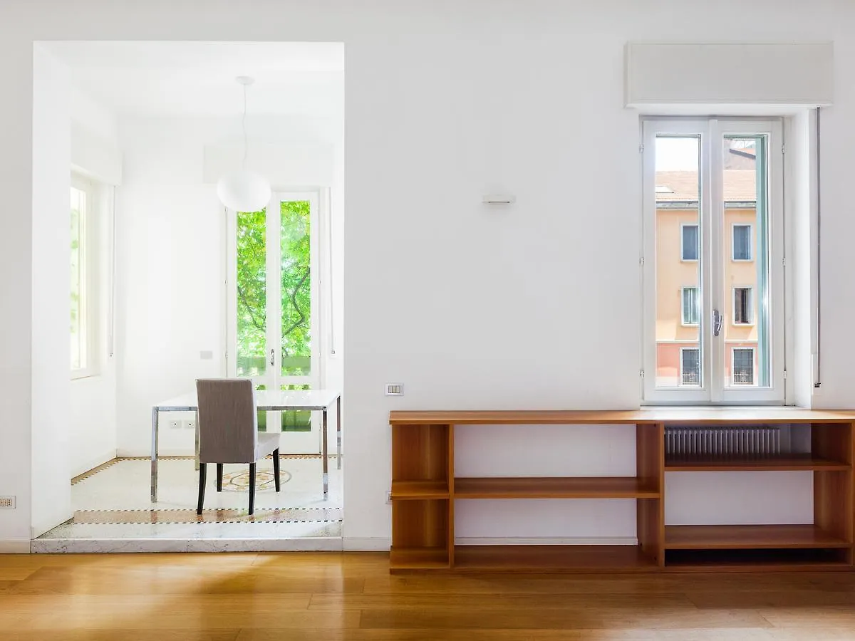 Apartment Easyhomes - Piola Bazzini Milan Italy