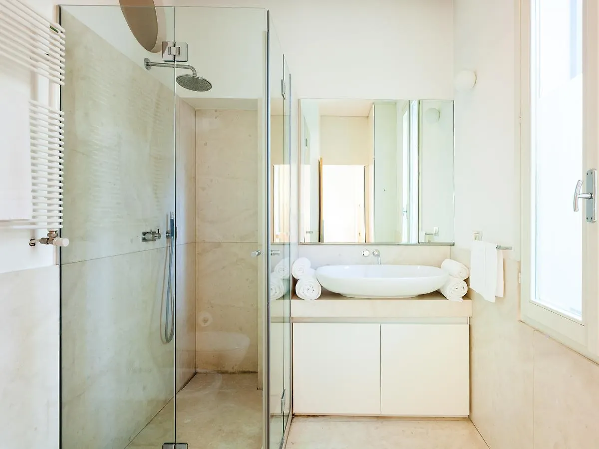 Easyhomes - Piola Bazzini Milan Apartment