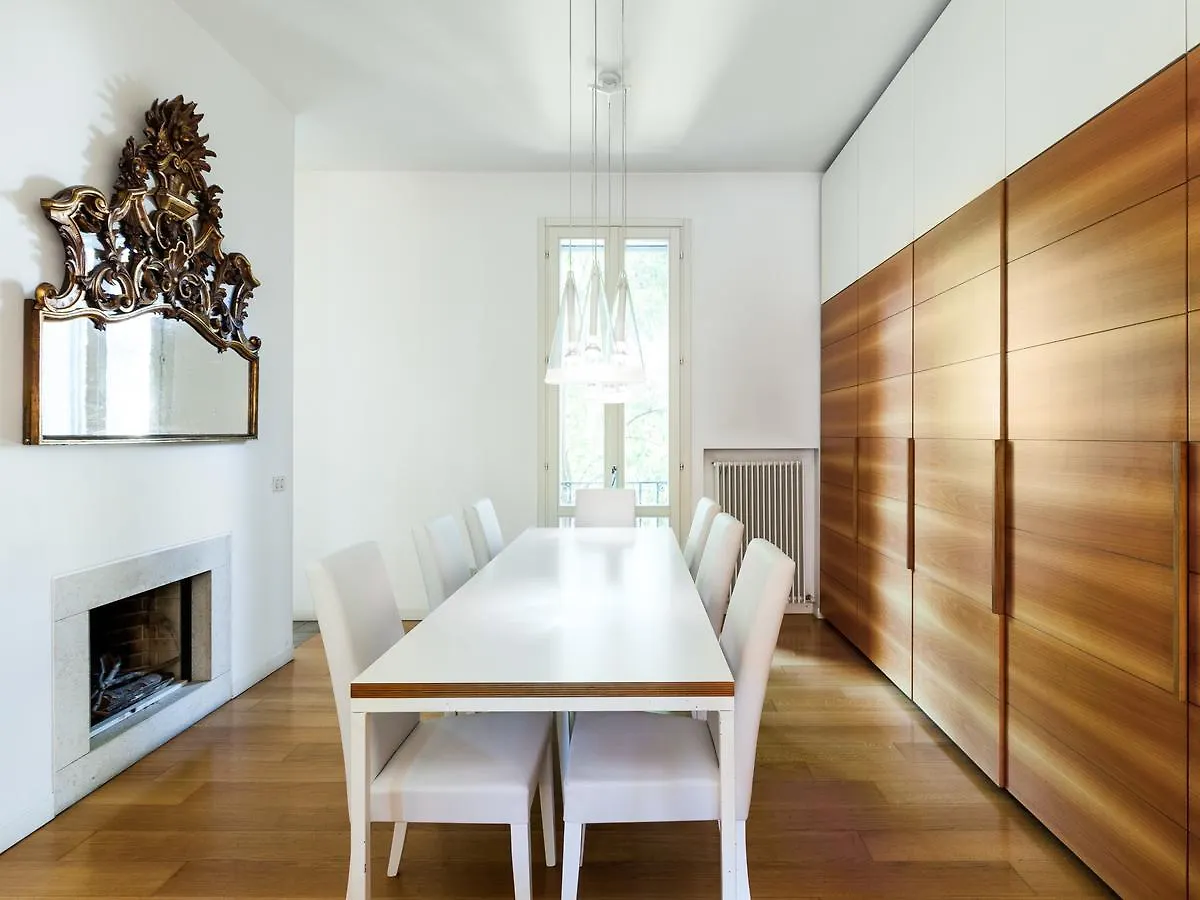 Easyhomes - Piola Bazzini Milan 0*,  Italy